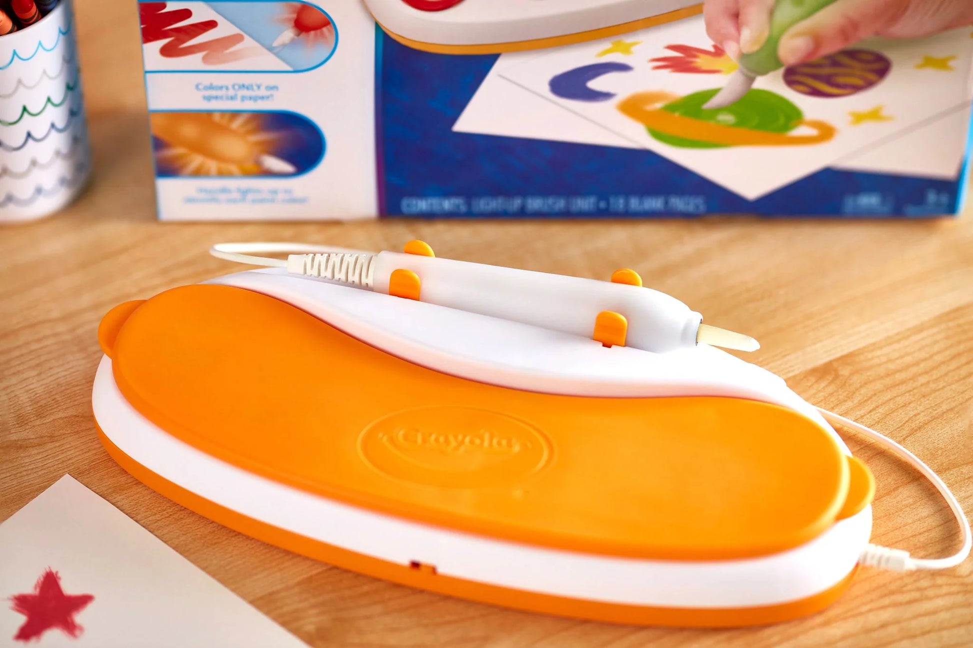Color Wonder Magic Light Brush, Mess Free Kids Painting Set, Preschool Supplies, Toddler Activities, Educational Toys, Gifts for Ages 3 & Up